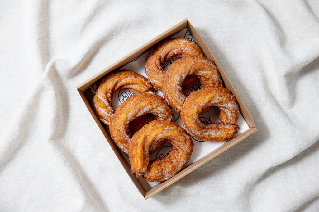 Cinnamon Cruller